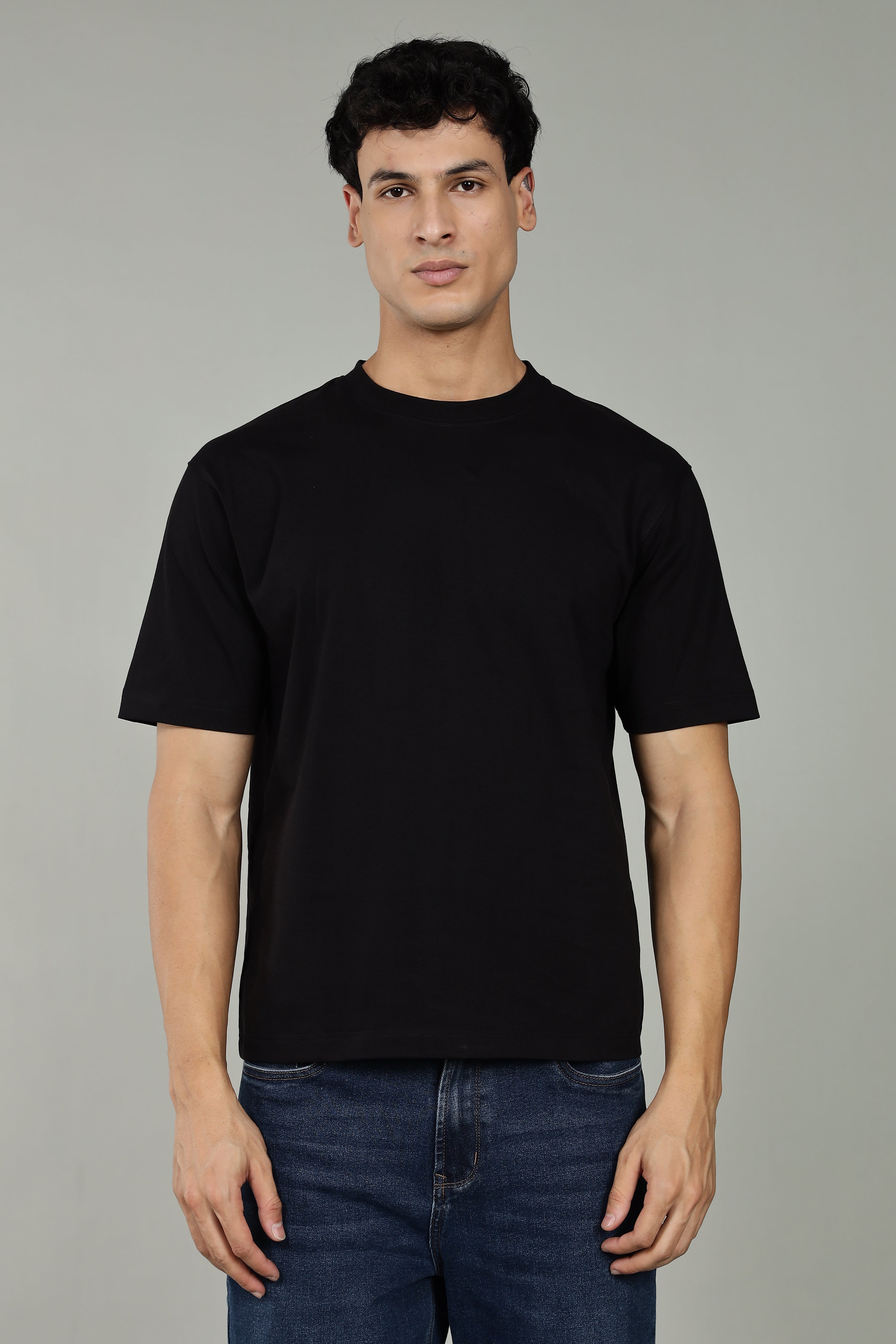 Urban Drape Men's Loose Fit T-Shirt | Black