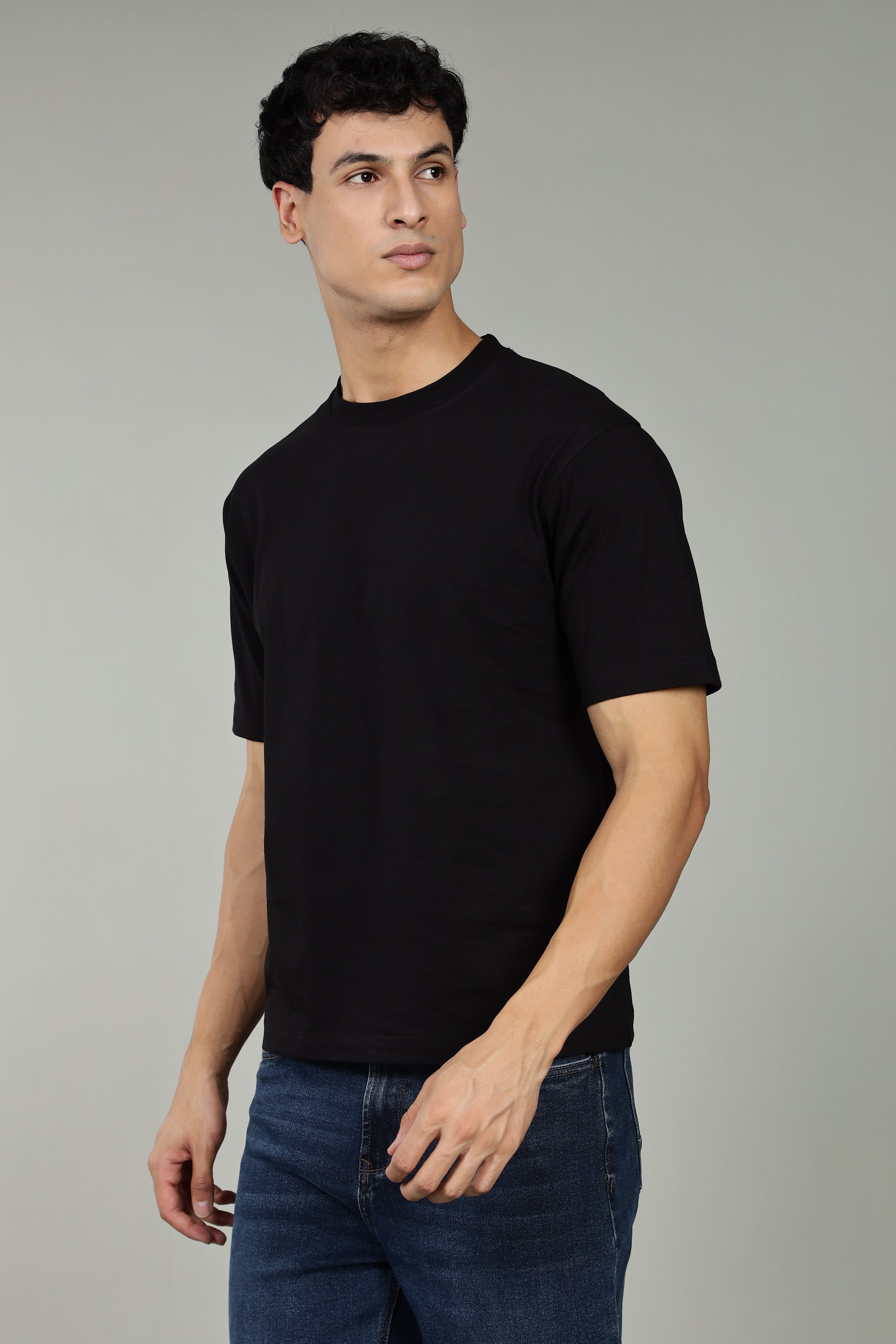 Urban Drape Men's Loose Fit T-Shirt | Black