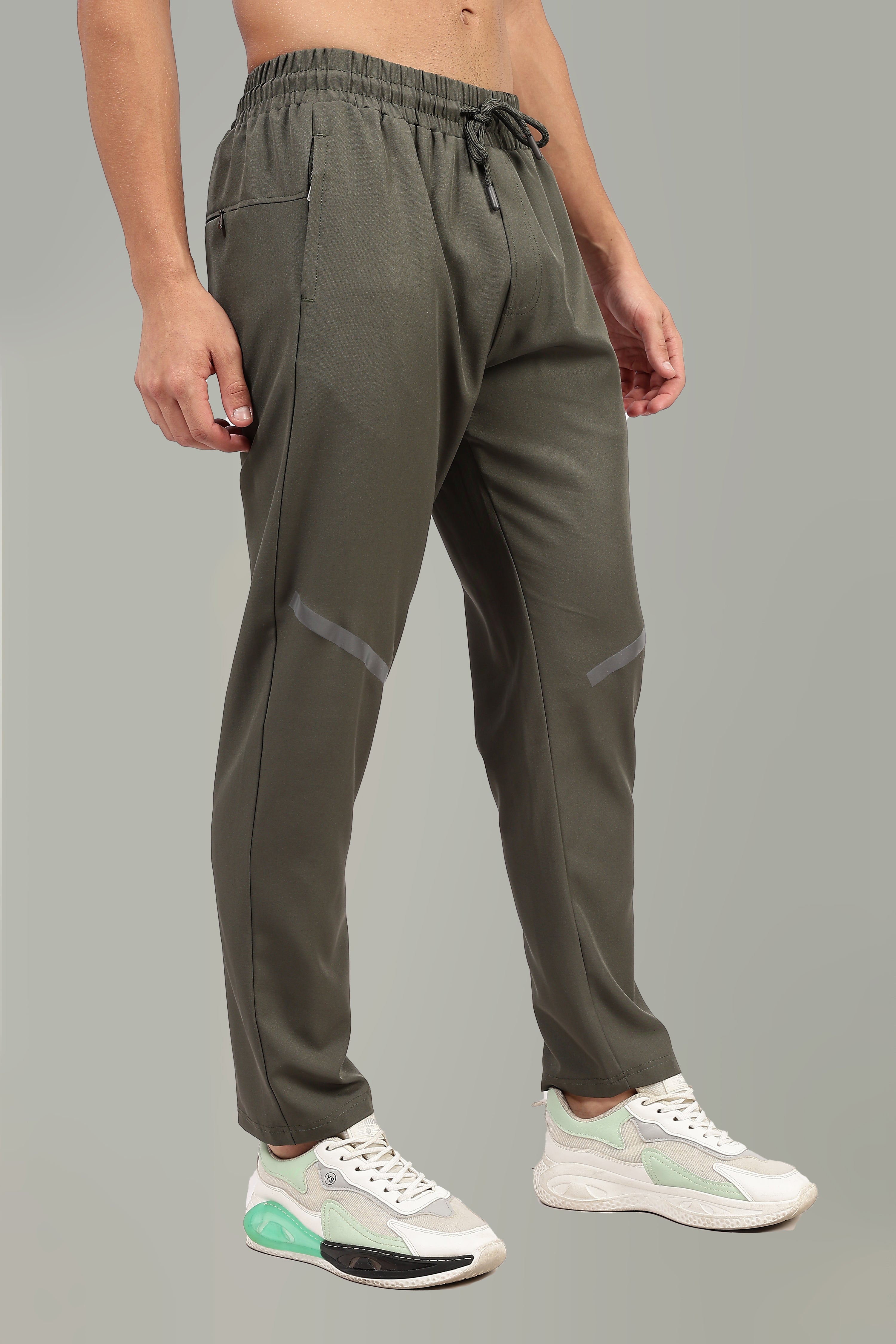 Evo Trackpant | Light Olive